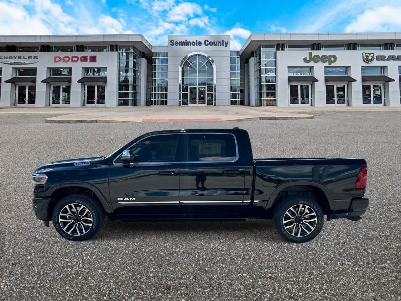 New 2027 RAM 1500 Limited AWD/4WD image 5