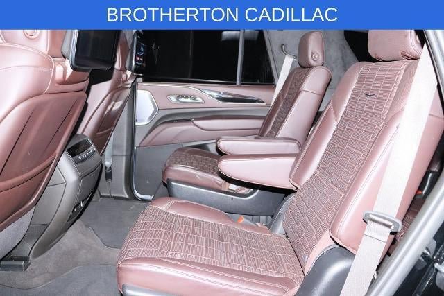 Certified 2024 Cadillac Escalade Sport Platinum w/ Heavy-Duty Trailer Package AWD/4WD image 31