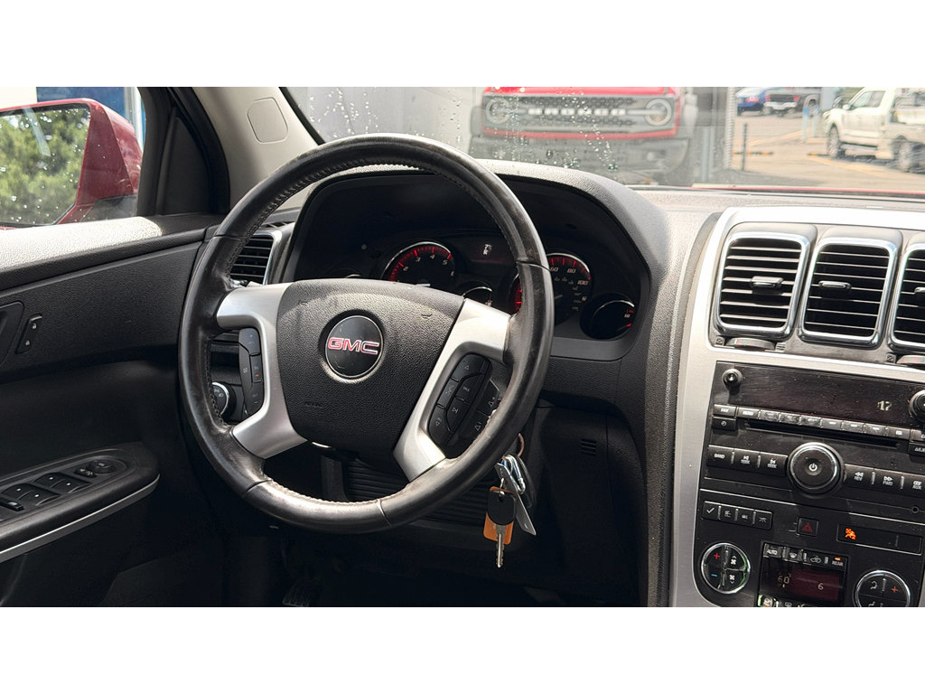 Used 2010 GMC Acadia SLT FWD image 18
