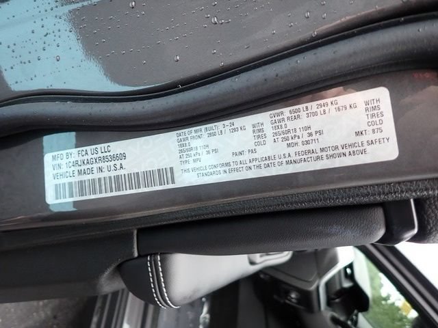 New 2024 Jeep Grand Cherokee L Laredo AWD/4WD image 19