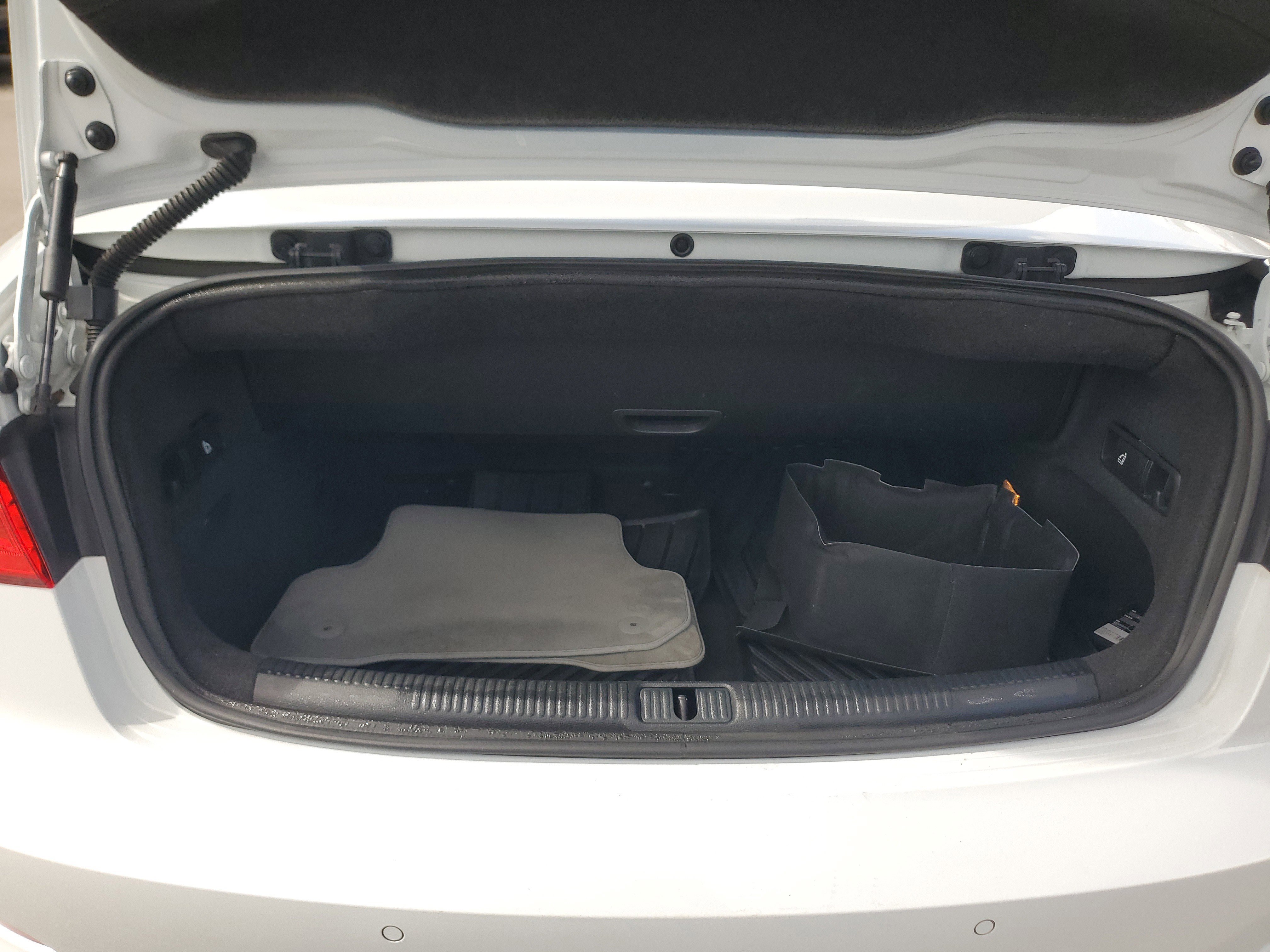 Used 2016 Audi A3 2.0T Premium image 29