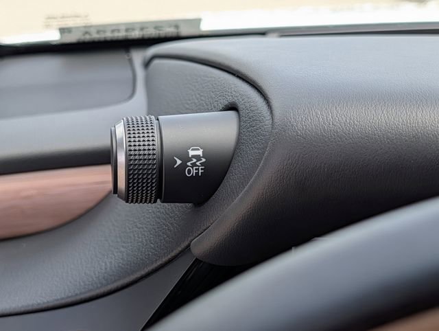 Used 2025 Lexus ES 300h Ultra Luxury FWD image 21