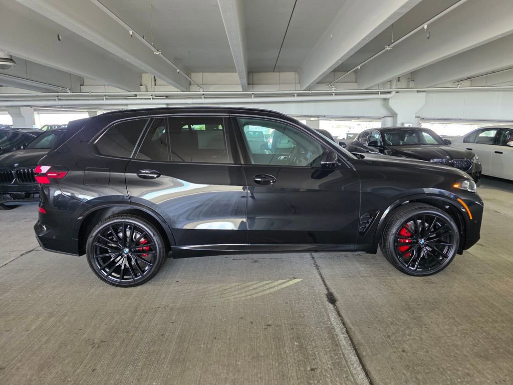 New 2026 BMW X5 sDrive40i w/ M Sport Package RWD video 3