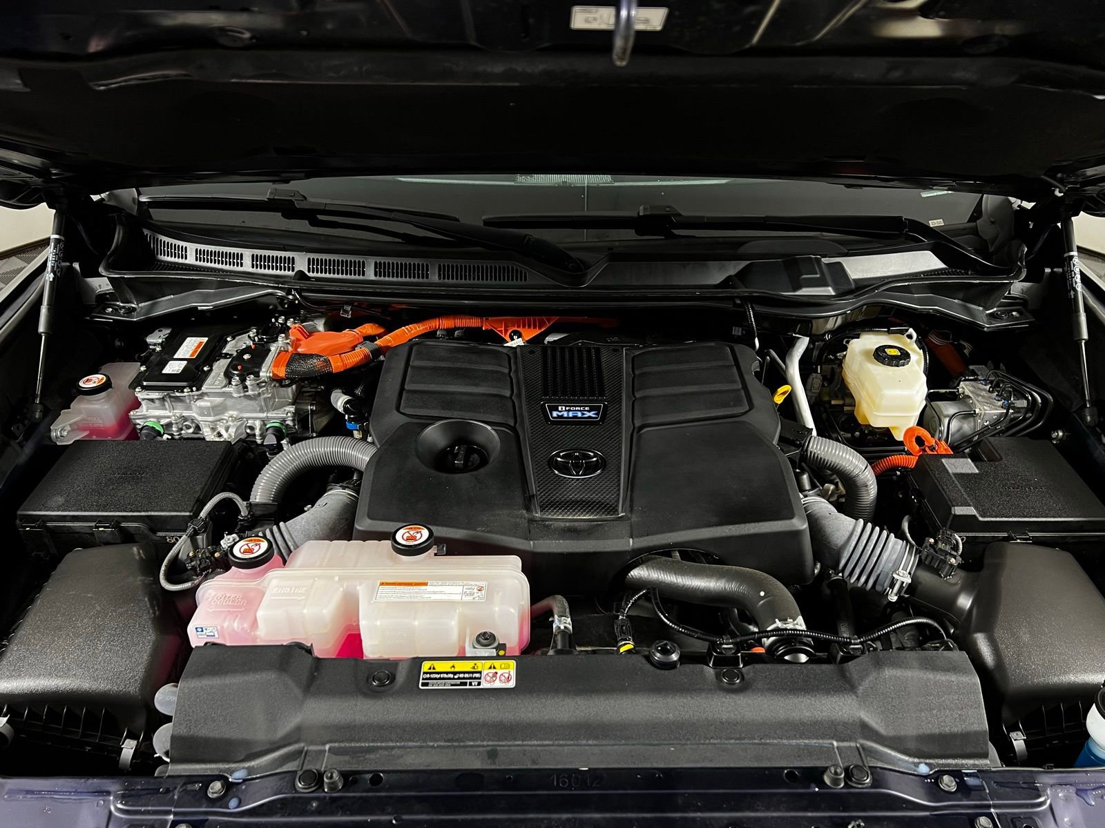 Certified 2023 Toyota Sequoia Limited image 9