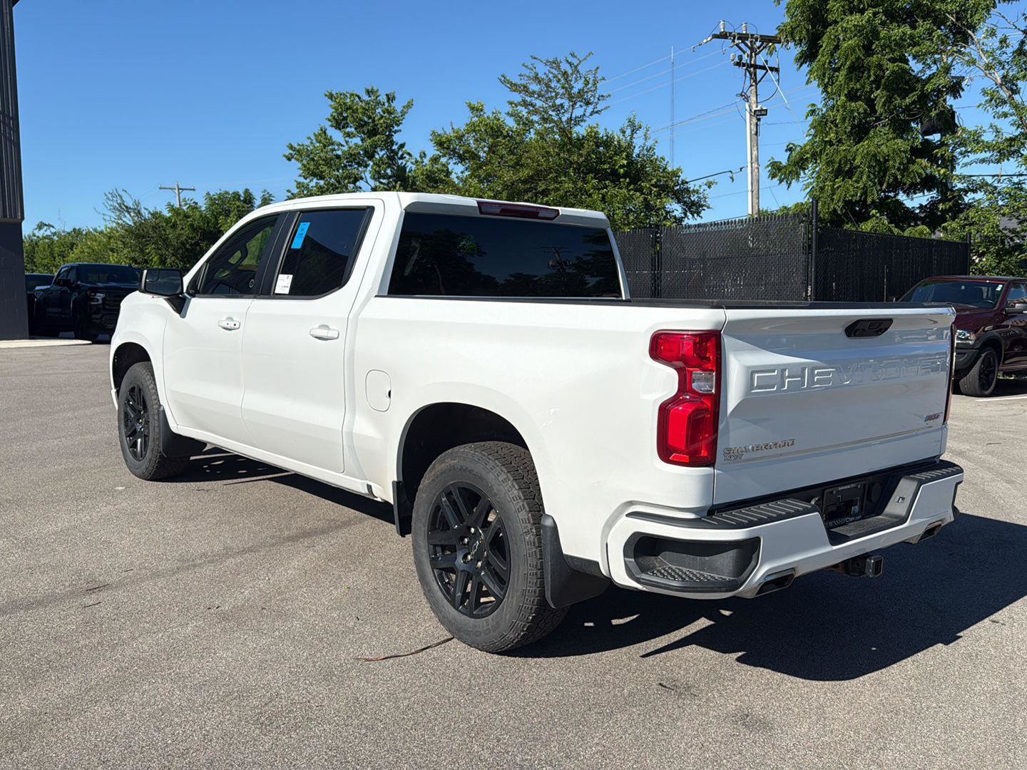 Used 2024 Chevrolet Silverado 1500 RST w/ Z71 Off-Road Package AWD/4WD image 5