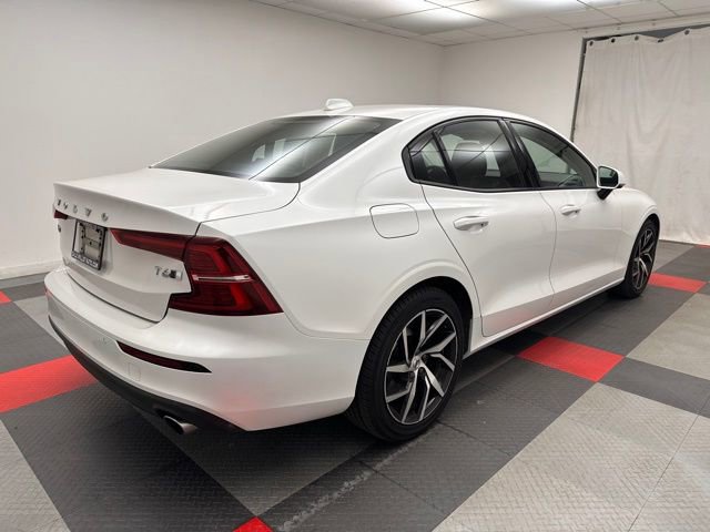 Used 2020 Volvo S60 T6 Momentum AWD/4WD image 6