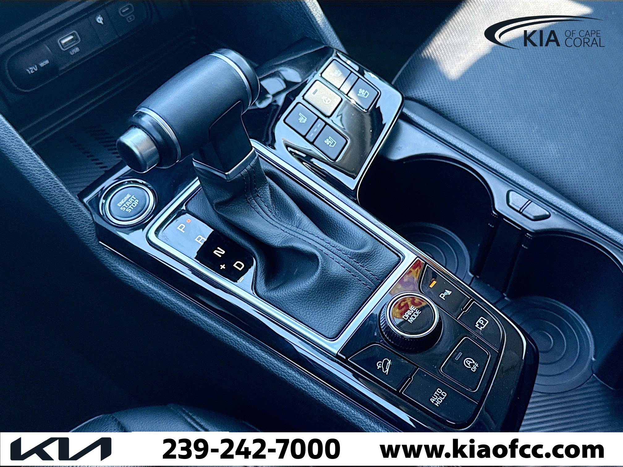 Certified 2025 Kia Sportage SX image 28