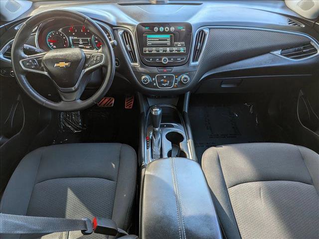 Used 2018 Chevrolet Malibu LT image 17
