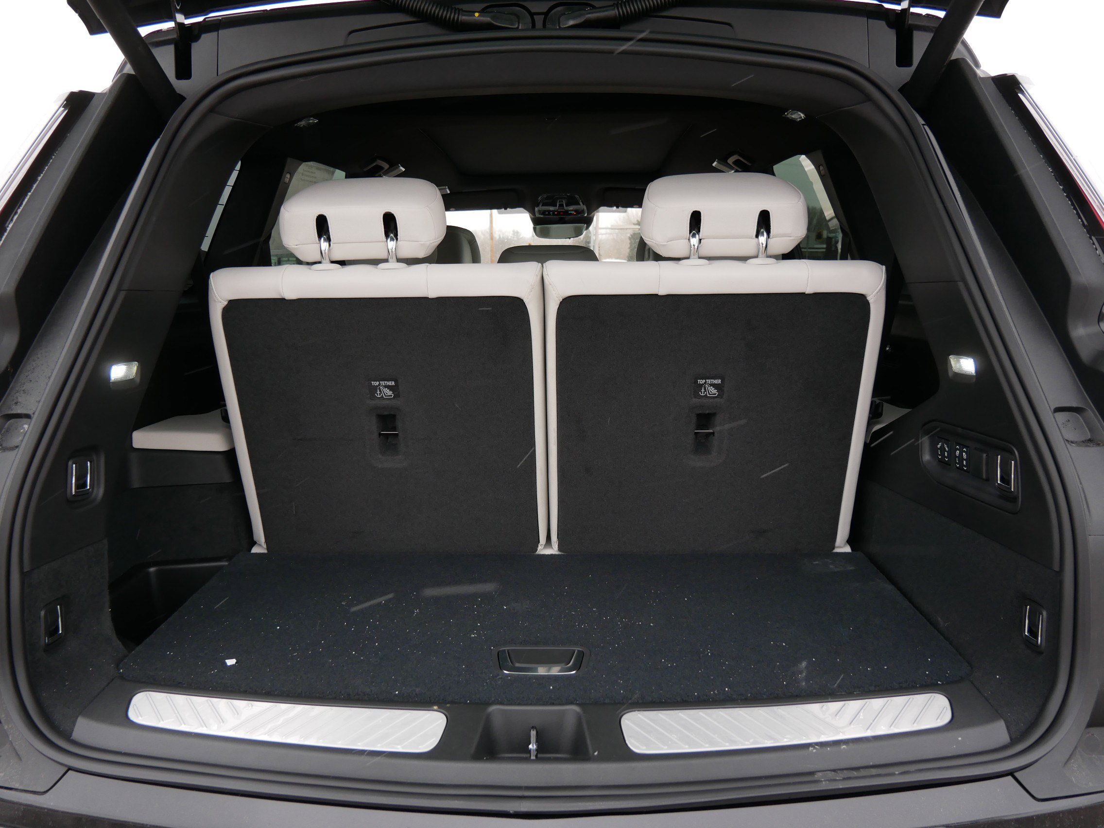 New 2026 Cadillac Vistiq Sport image 16