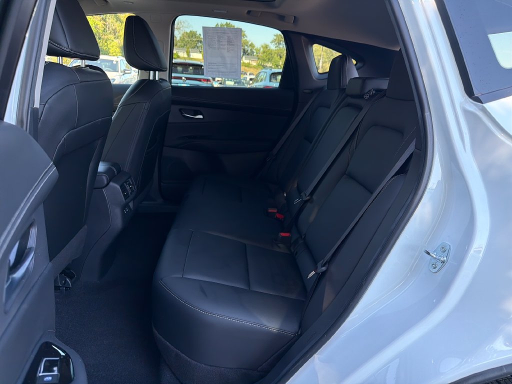 Used 2025 Nissan Murano SL AWD/4WD image 29