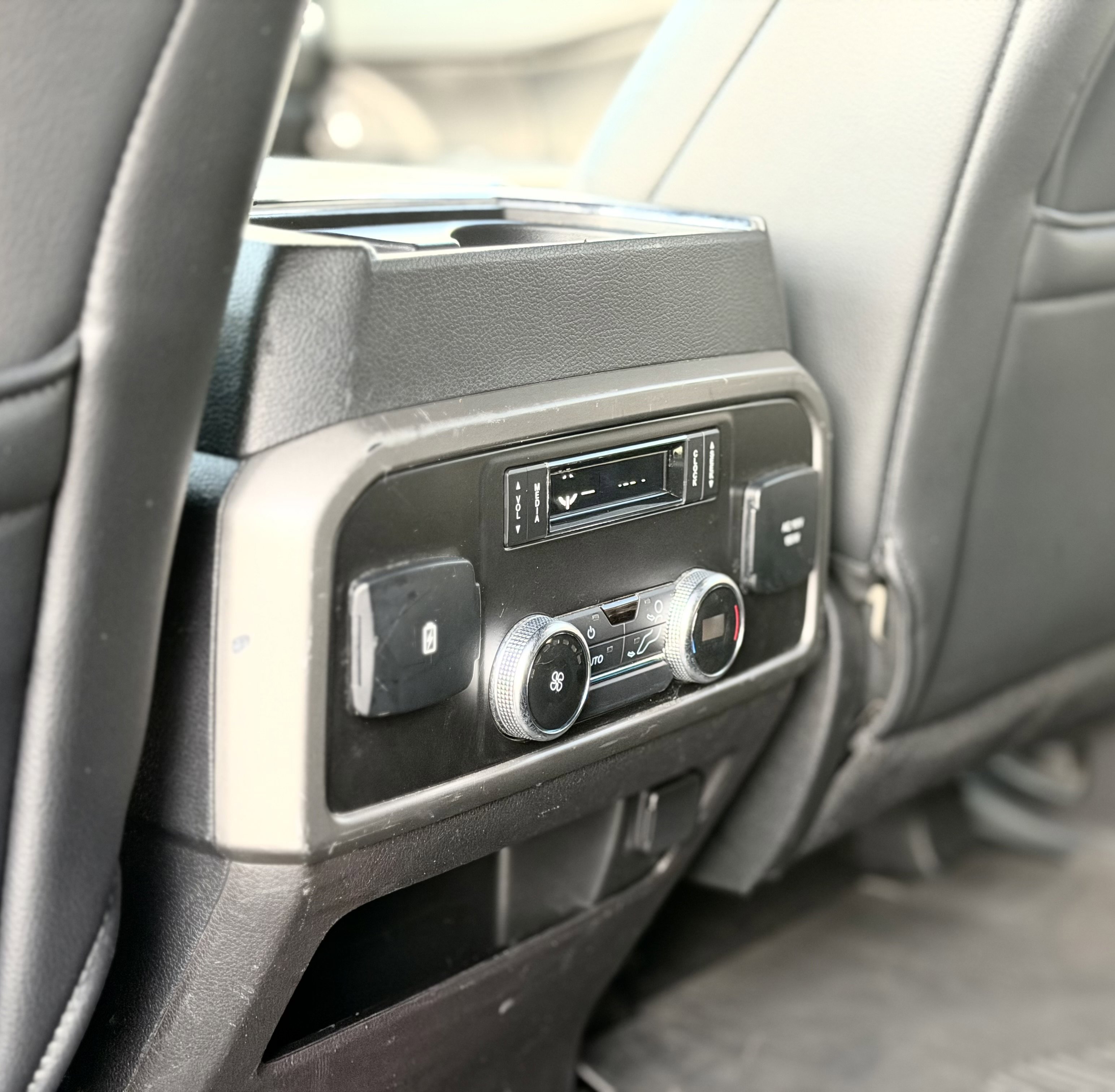 Used 2019 Ford Expedition XLT w/ Equipment Group 202A image 28