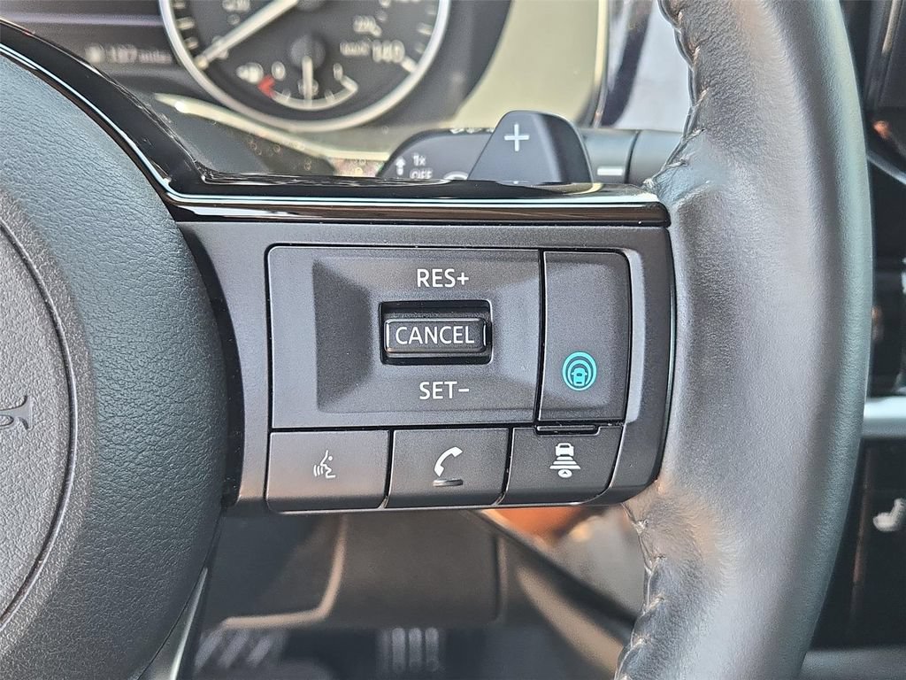 Used 2022 Nissan Pathfinder SV FWD image 38