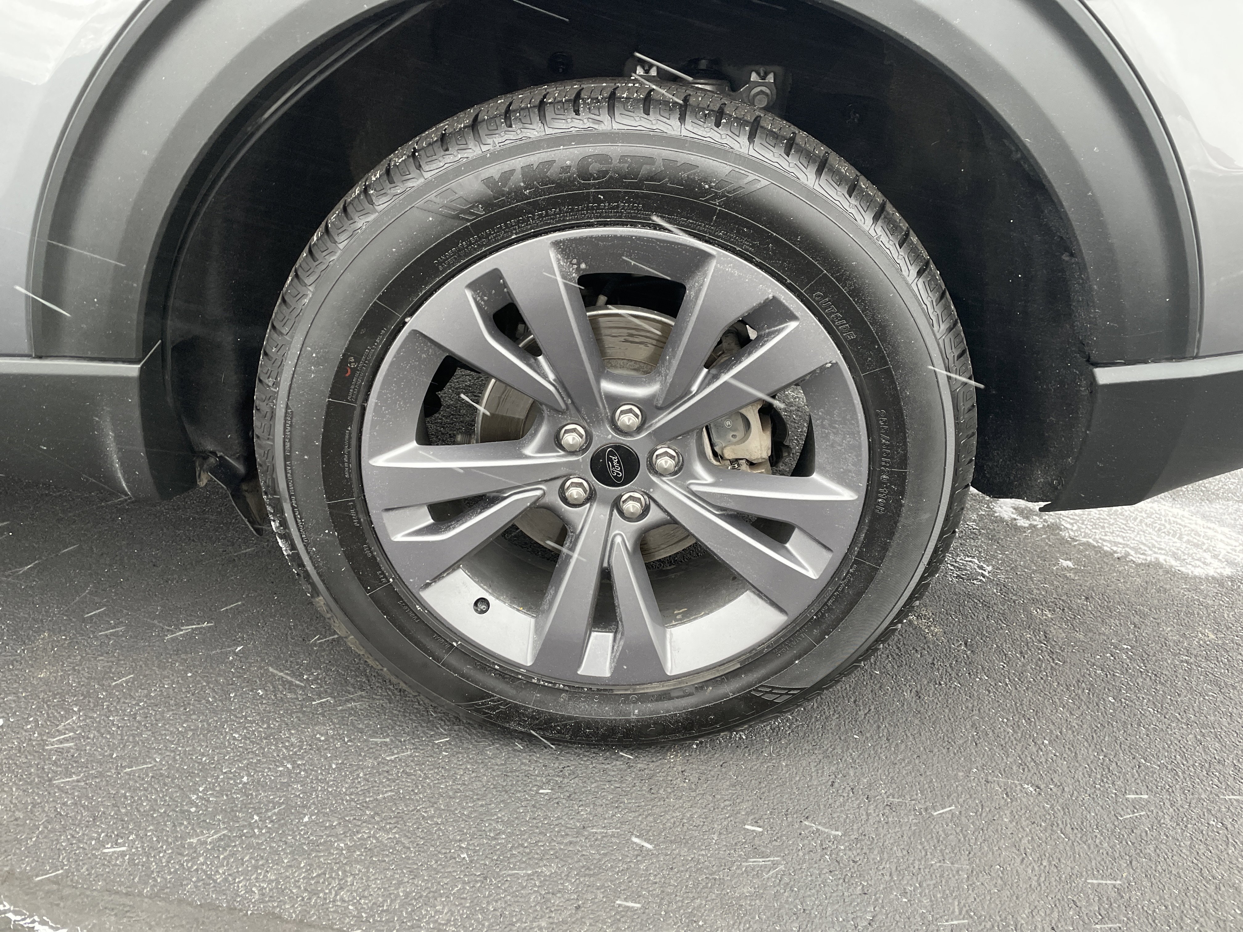 Used 2022 Ford Explorer XLT w/ Equipment Group 202A image 28