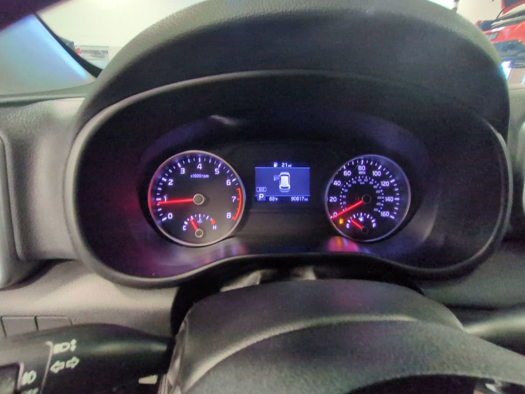 Used 2021 Kia Sportage LX image 15
