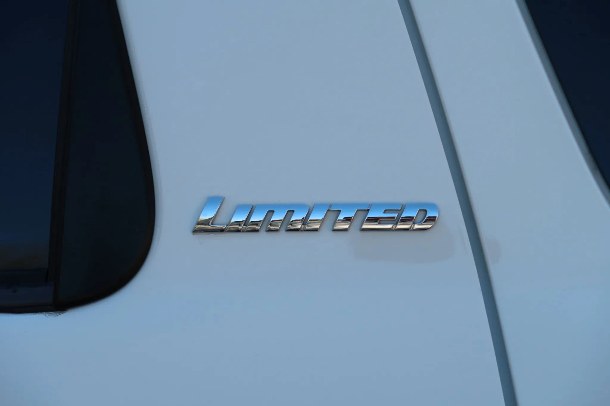 Used 2013 Toyota Sequoia Limited image 7