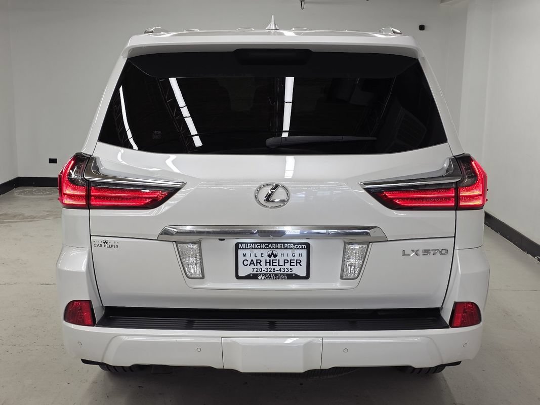 Used 2017 Lexus LX 570 4WD w/ Luxury Package image 13