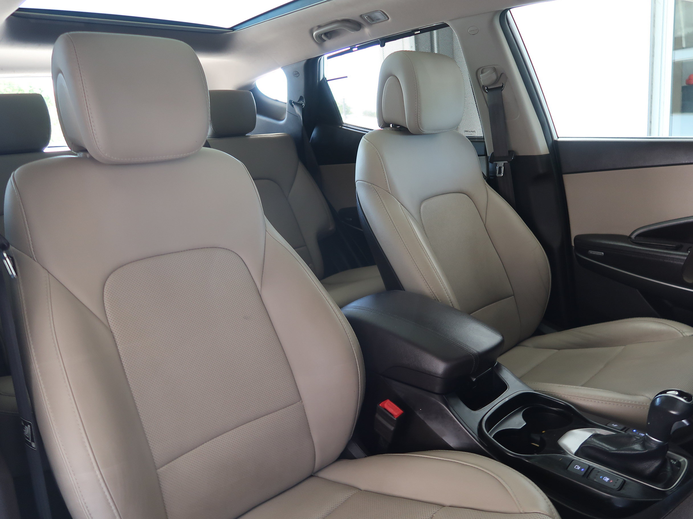 Used 2018 Hyundai Santa Fe Sport w/ 2.4L Tech Package 04 FWD image 31