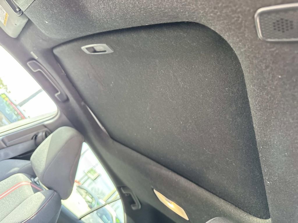 Used 2023 Toyota Corolla SE image 32