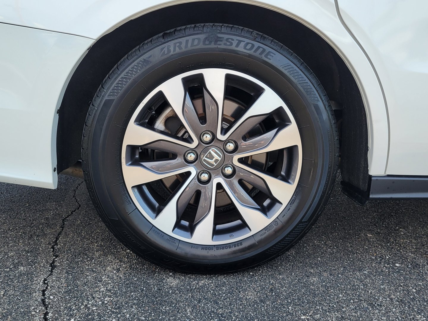 Certified 2023 Honda Odyssey EX-L image 5