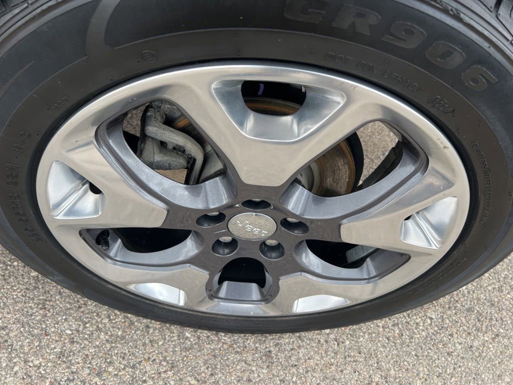 Used 2021 Jeep Compass Limited image 42