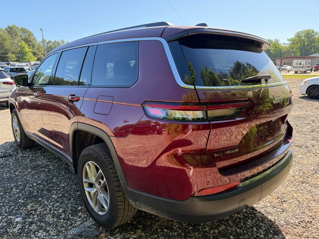 Used 2023 Jeep Grand Cherokee L Laredo w/ Luxury Tech Group I AWD/4WD image 7