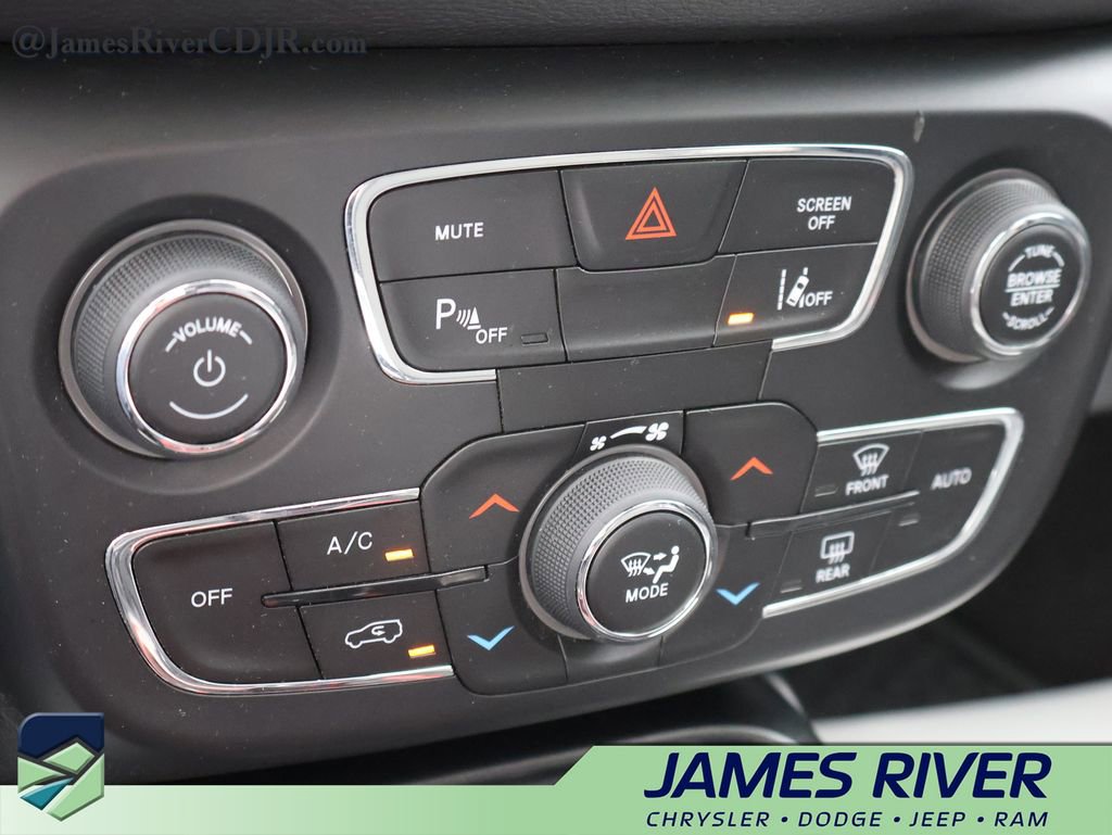 Used 2021 Jeep Compass Trailhawk AWD/4WD image 35