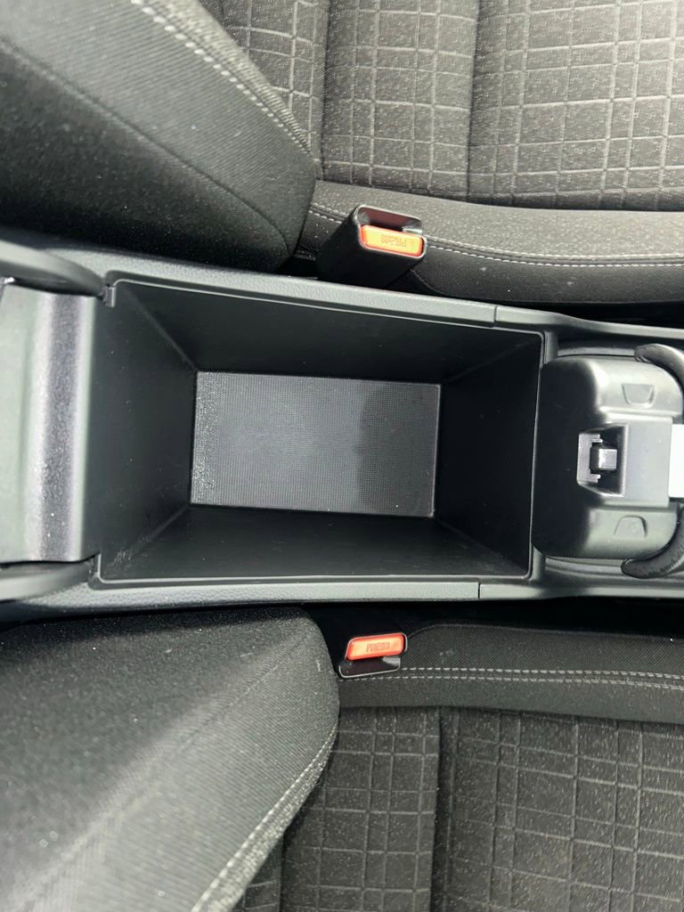 Used 2025 Honda HR-V LX image 10