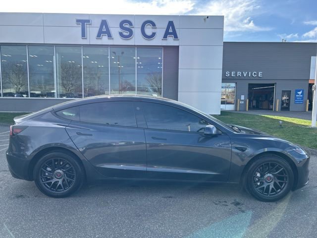 Used 2025 Tesla Model 3 Long Range image 8