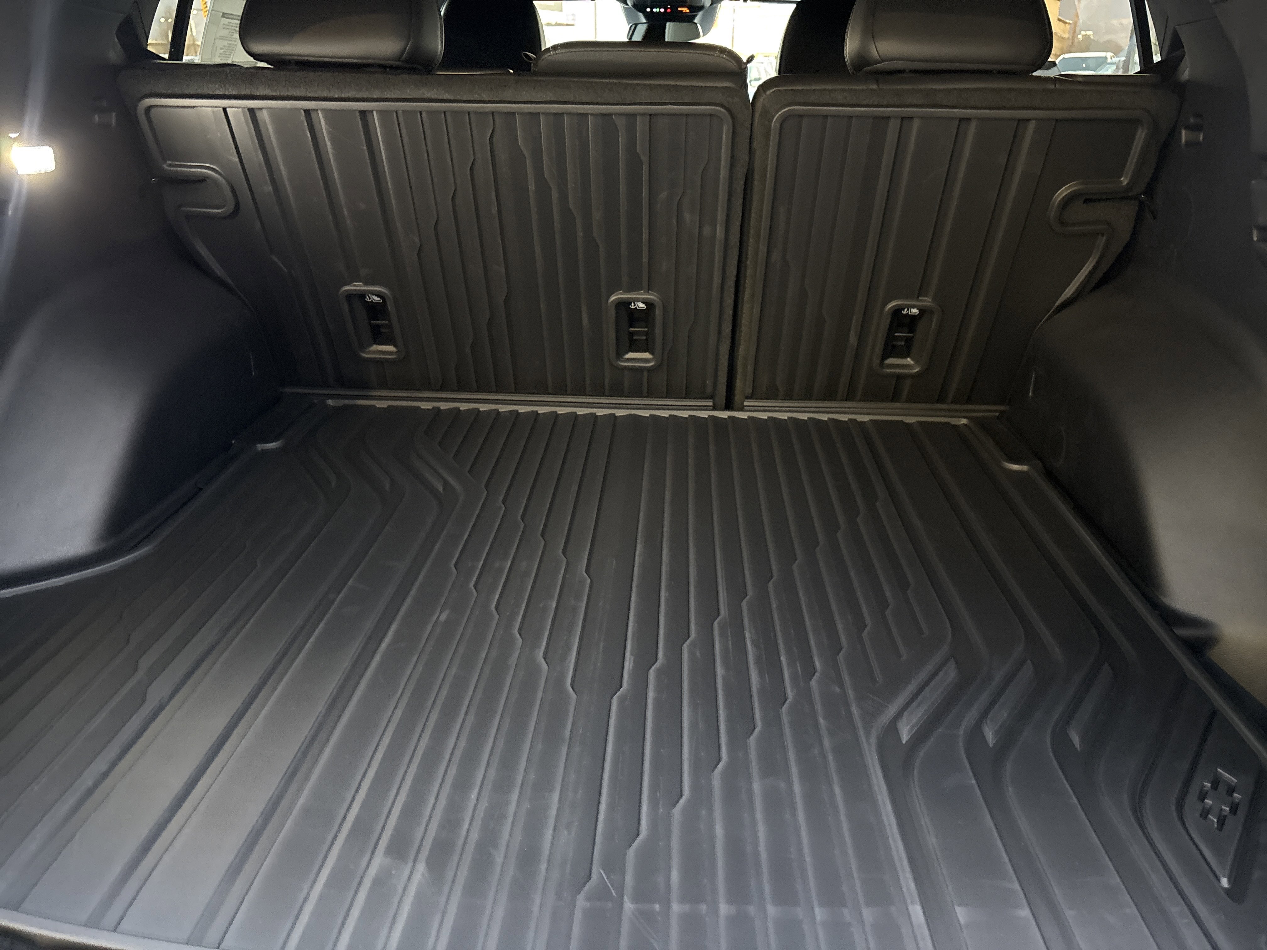 New 2026 Chevrolet Equinox EV LT image 23