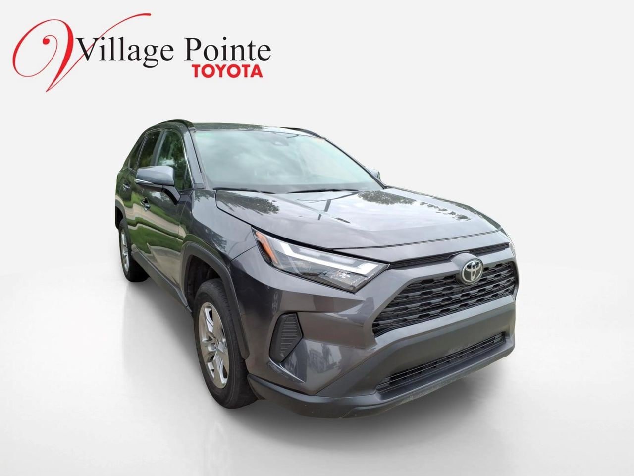 Certified 2025 Toyota RAV4 XLE AWD/4WD image 4