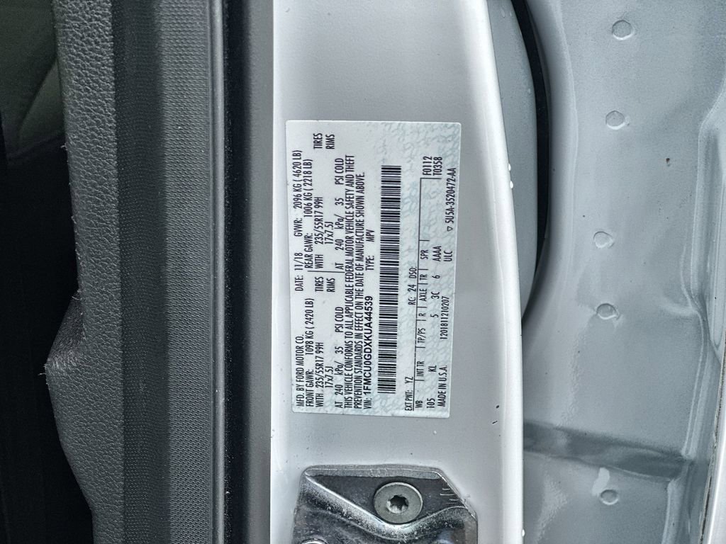 Used 2019 Ford Escape SE image 32