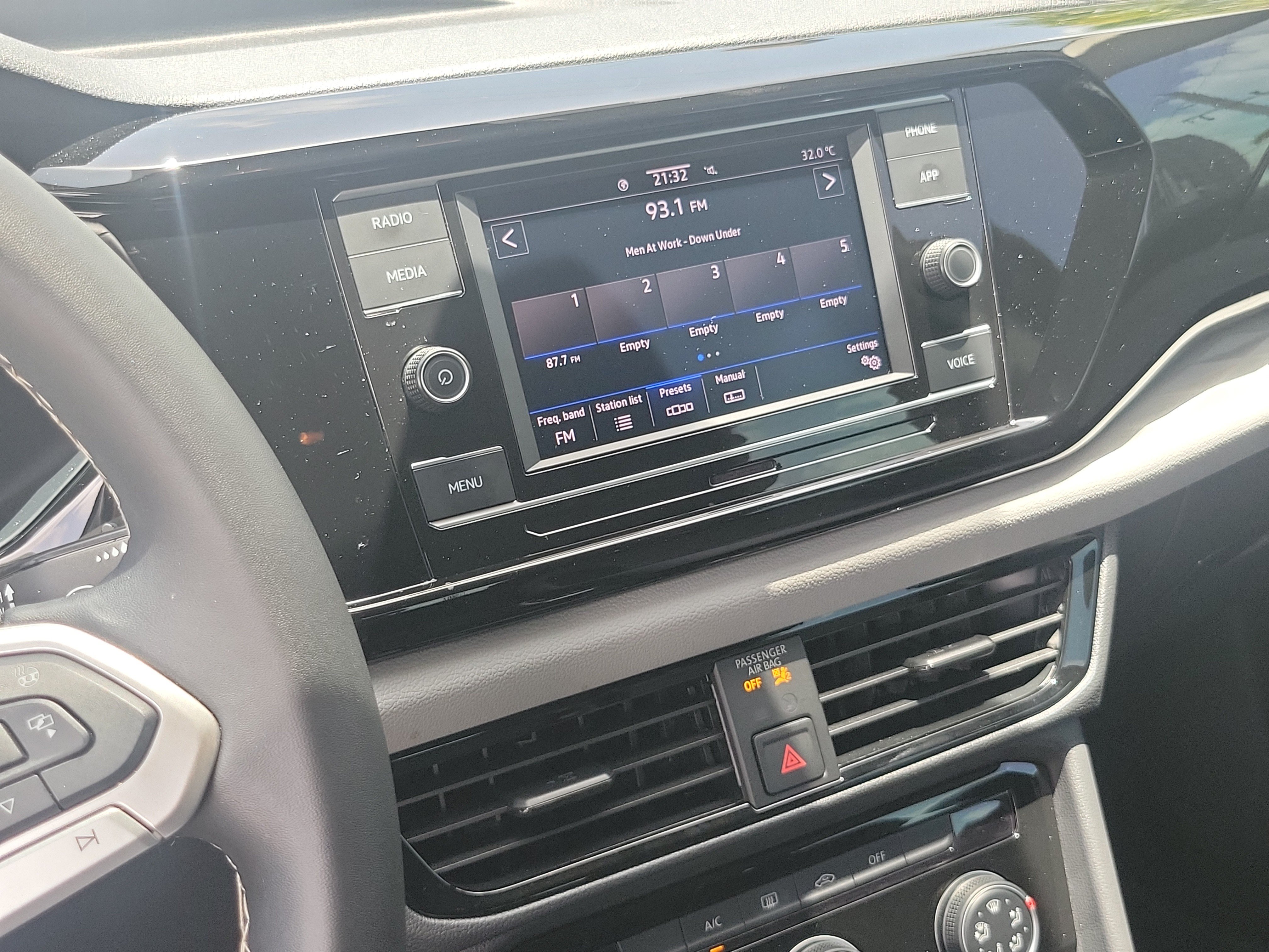 Certified 2024 Volkswagen Taos S FWD image 23