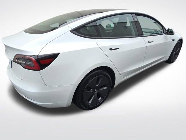 Used 2023 Tesla Model 3 Standard Range image 7