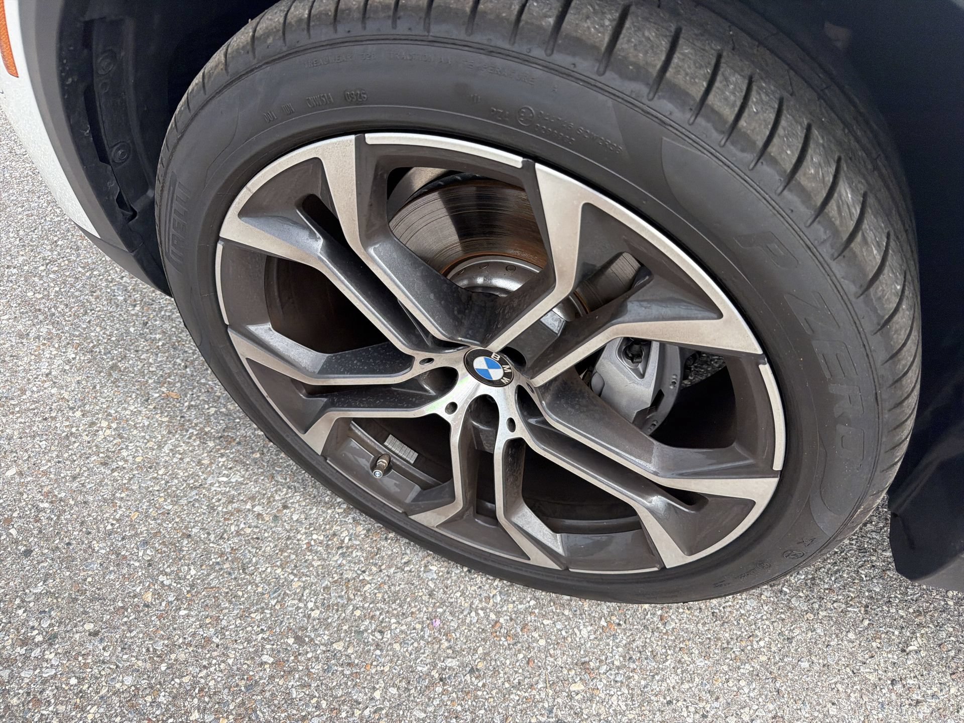 New 2026 BMW X5 xDrive40i AWD/4WD image 11