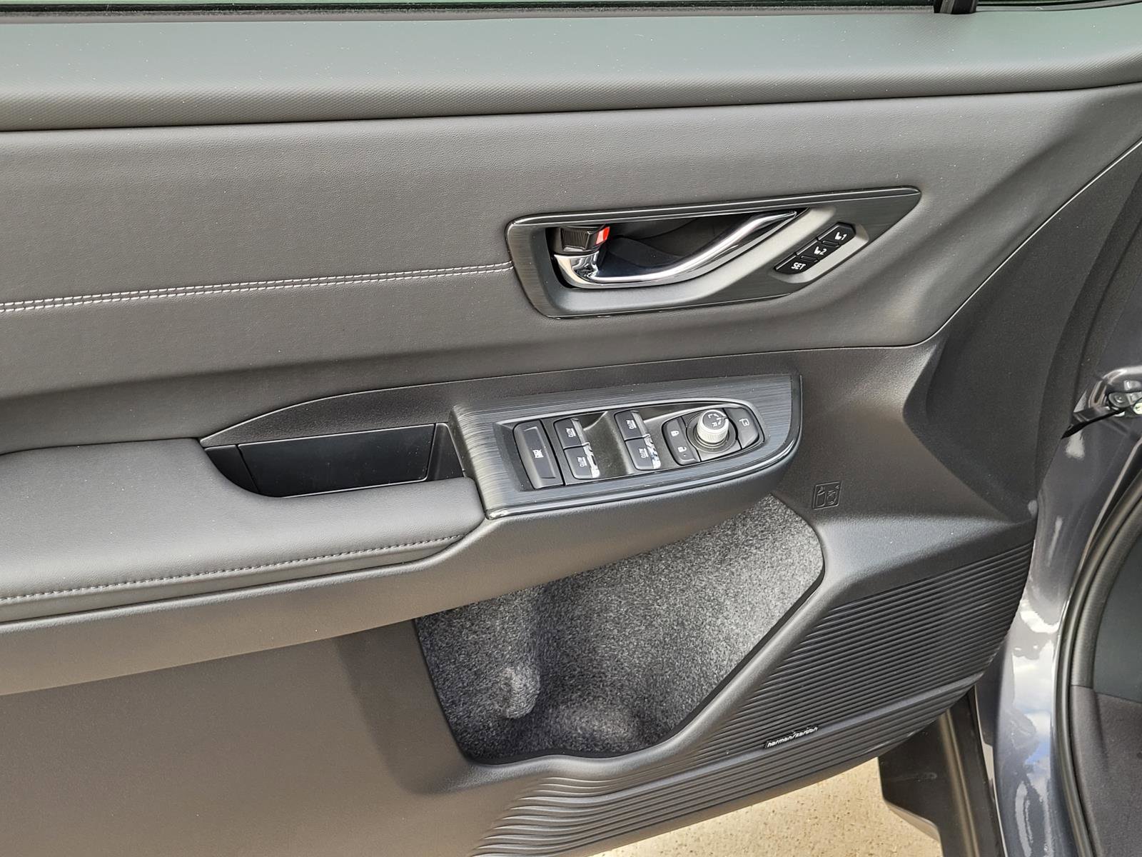 New 2026 Subaru Outback Touring XT image 4