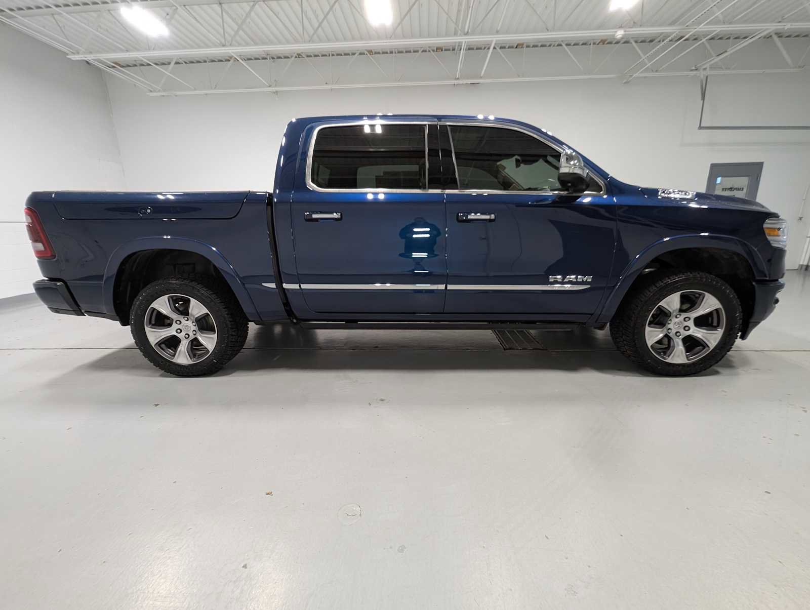 Used 2021 RAM 1500 Limited AWD/4WD image 7