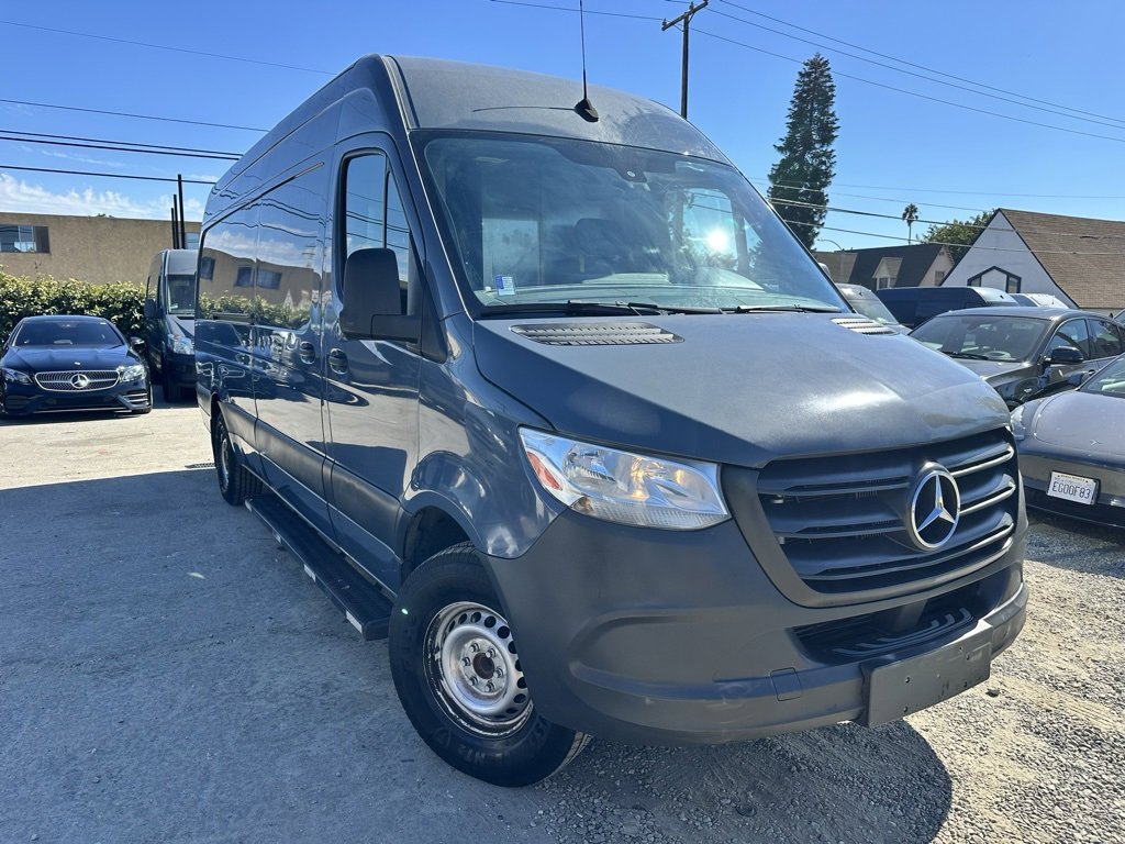 Used 2019 Mercedes-Benz Sprinter 170 image 3