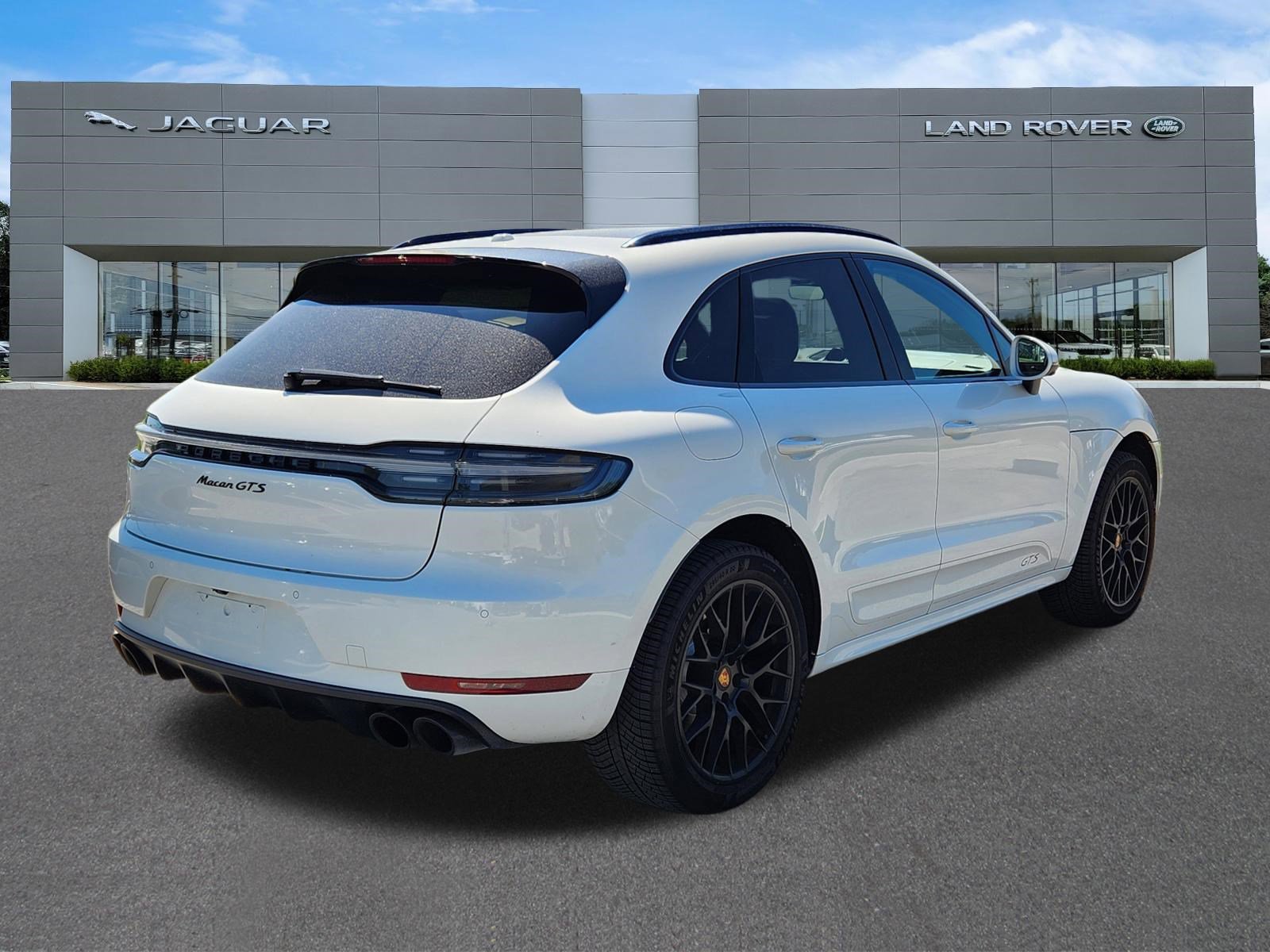 Used 2021 Porsche Macan GTS AWD/4WD image 4