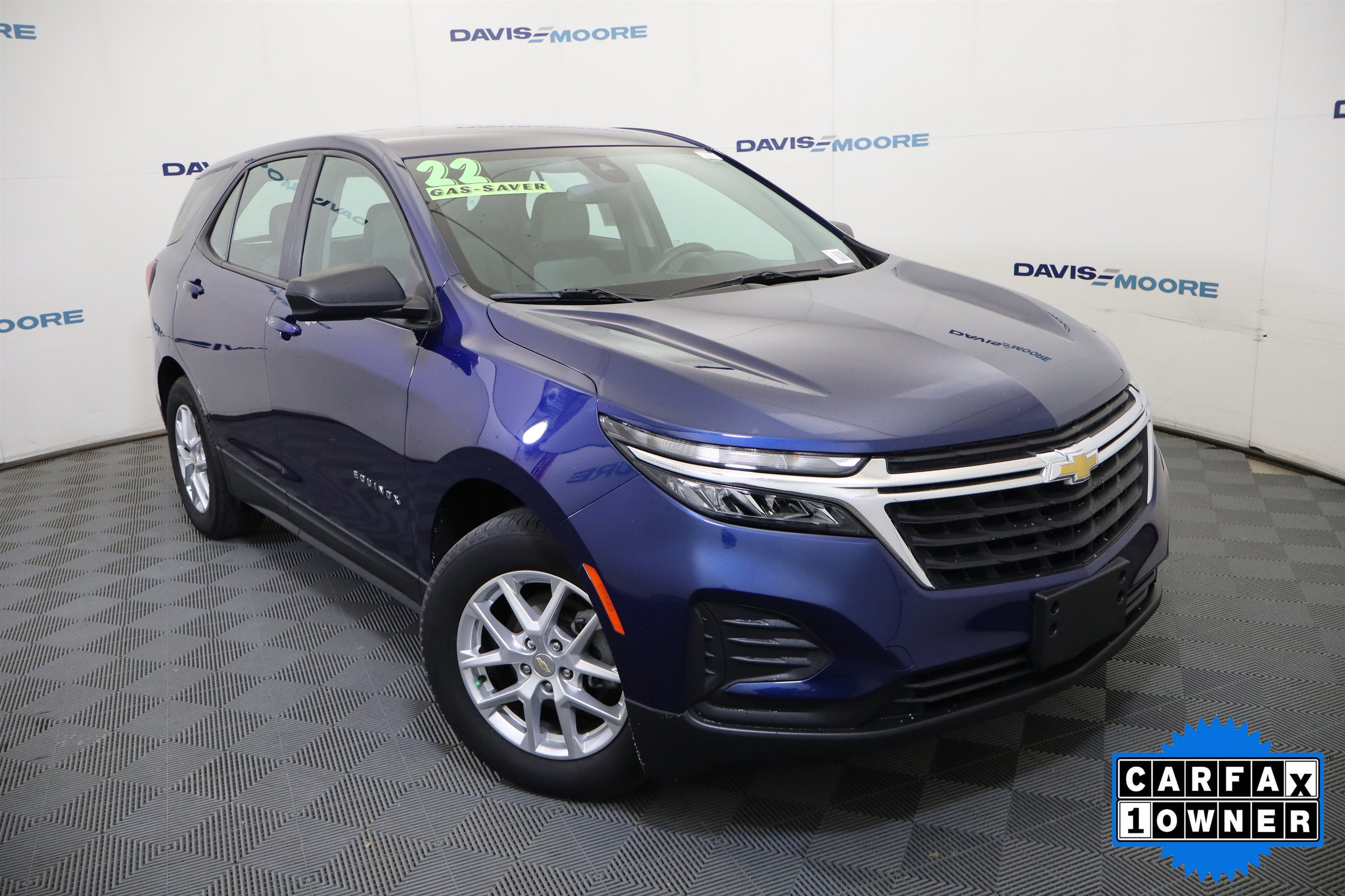 Used 2022 Chevrolet Equinox LS image 2