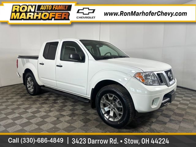 Used 2020 Nissan Frontier SV image 1