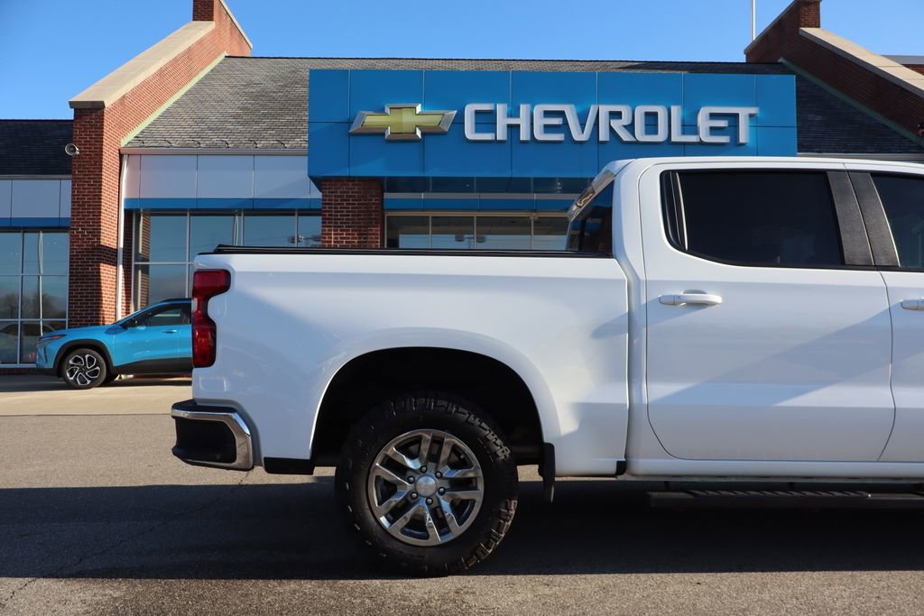 Used 2019 Chevrolet Silverado 1500 LT w/ Texas Edition AWD/4WD image 37