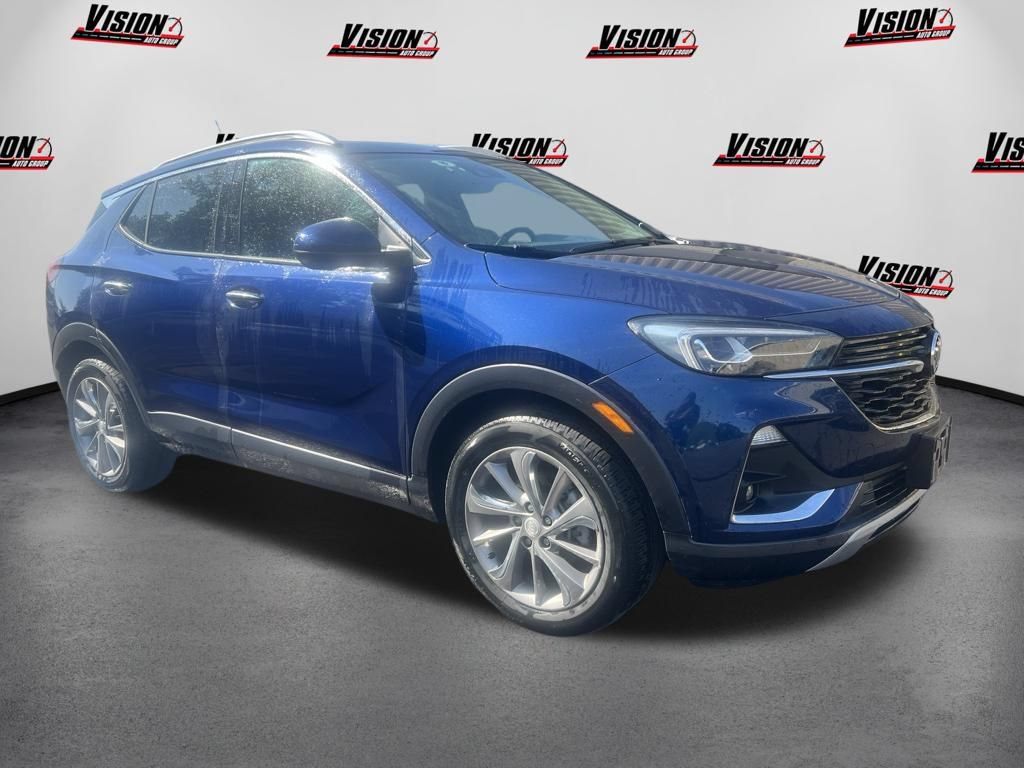 Used 2023 Buick Encore GX Essence w/ Experience Buick Package FWD image 2