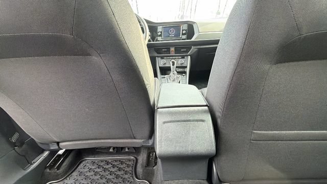 Used 2024 Volkswagen Jetta Sport FWD image 28