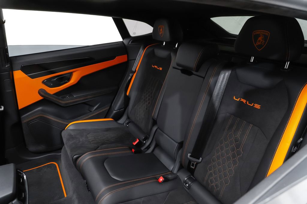 Used 2023 Lamborghini Urus S AWD/4WD image 12