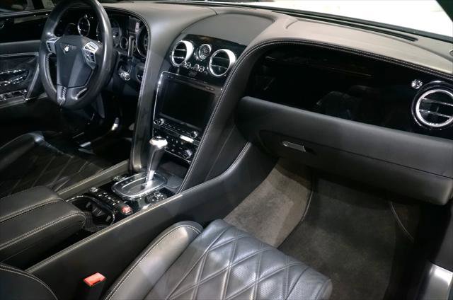 Used 2015 Bentley Flying Spur W12 image 21