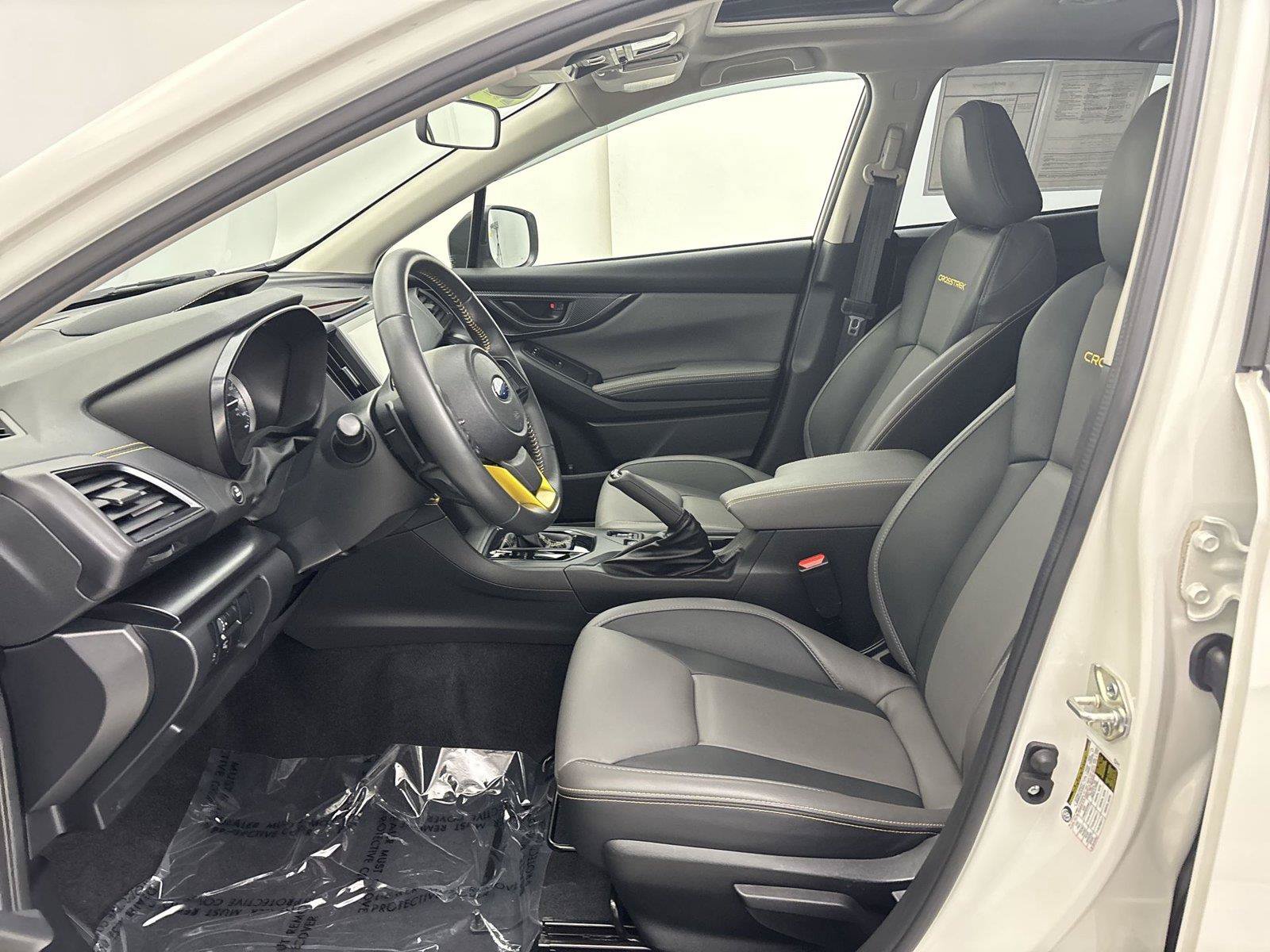 Used 2022 Subaru Crosstrek 2.5i Sport w/ Moonroof Package AWD/4WD image 25