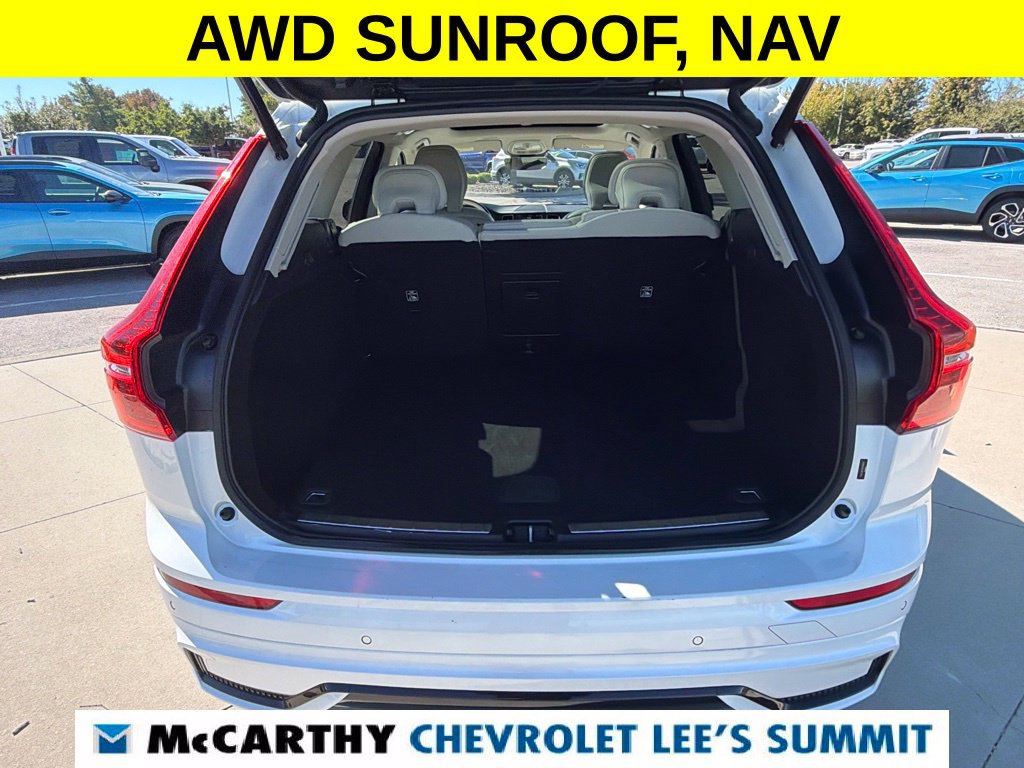 Used 2024 Volvo XC60 B5 Plus AWD/4WD image 52