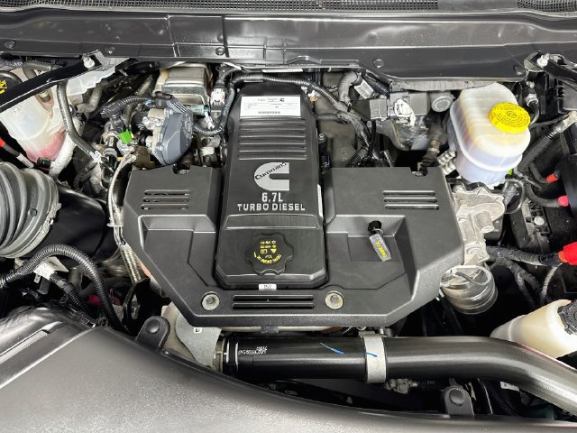 Used 2024 RAM 2500 Tradesman w/ Chrome Appearance Group AWD/4WD image 28