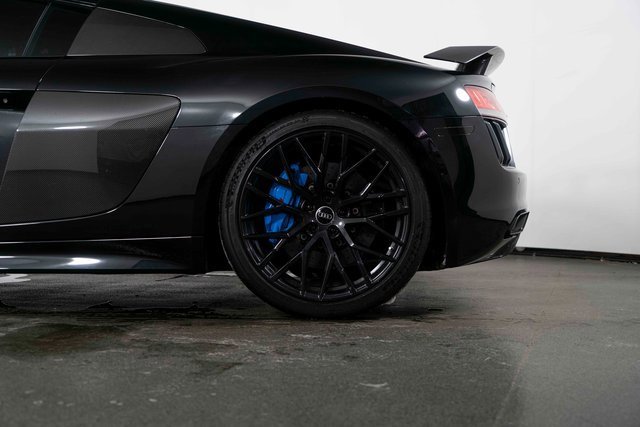 Used 2017 Audi R8 V10 plus image 12