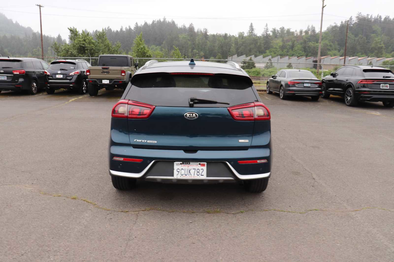 Used 2019 Kia Niro Touring FWD image 6